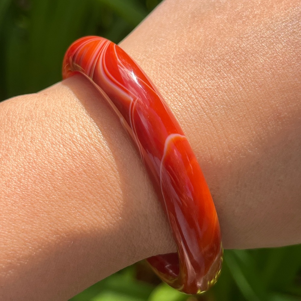 59mm inner diameter banded red carnelian bangle 0103 - Picture 8 of 8
